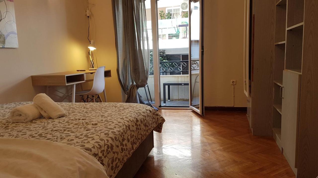 Teal Apartment - Athens Center, 4 Bd, 2 Bath Exterior photo