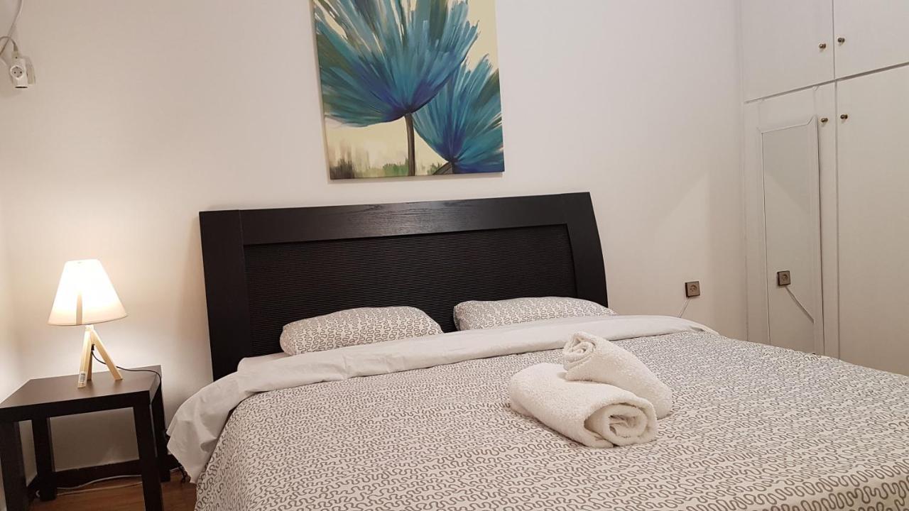 Teal Apartment - Athens Center, 4 Bd, 2 Bath Exterior photo
